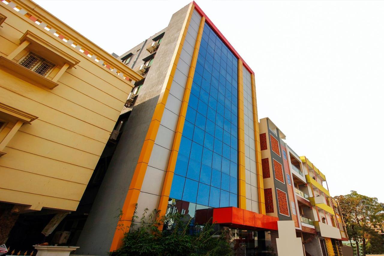 Oyo 29131 Hotel Mn Grand Shamshabad Eksteriør billede