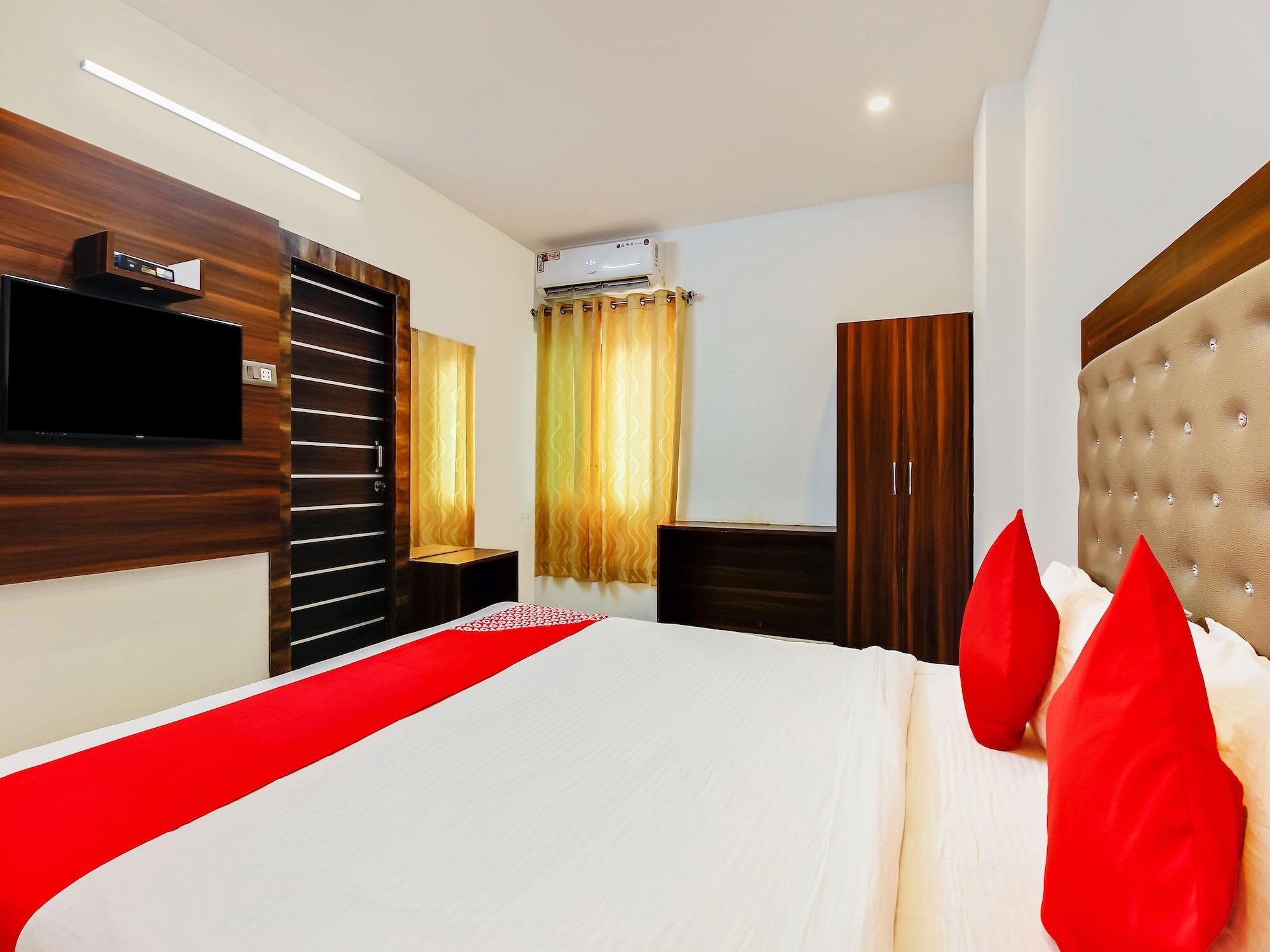 Oyo 29131 Hotel Mn Grand Shamshabad Eksteriør billede